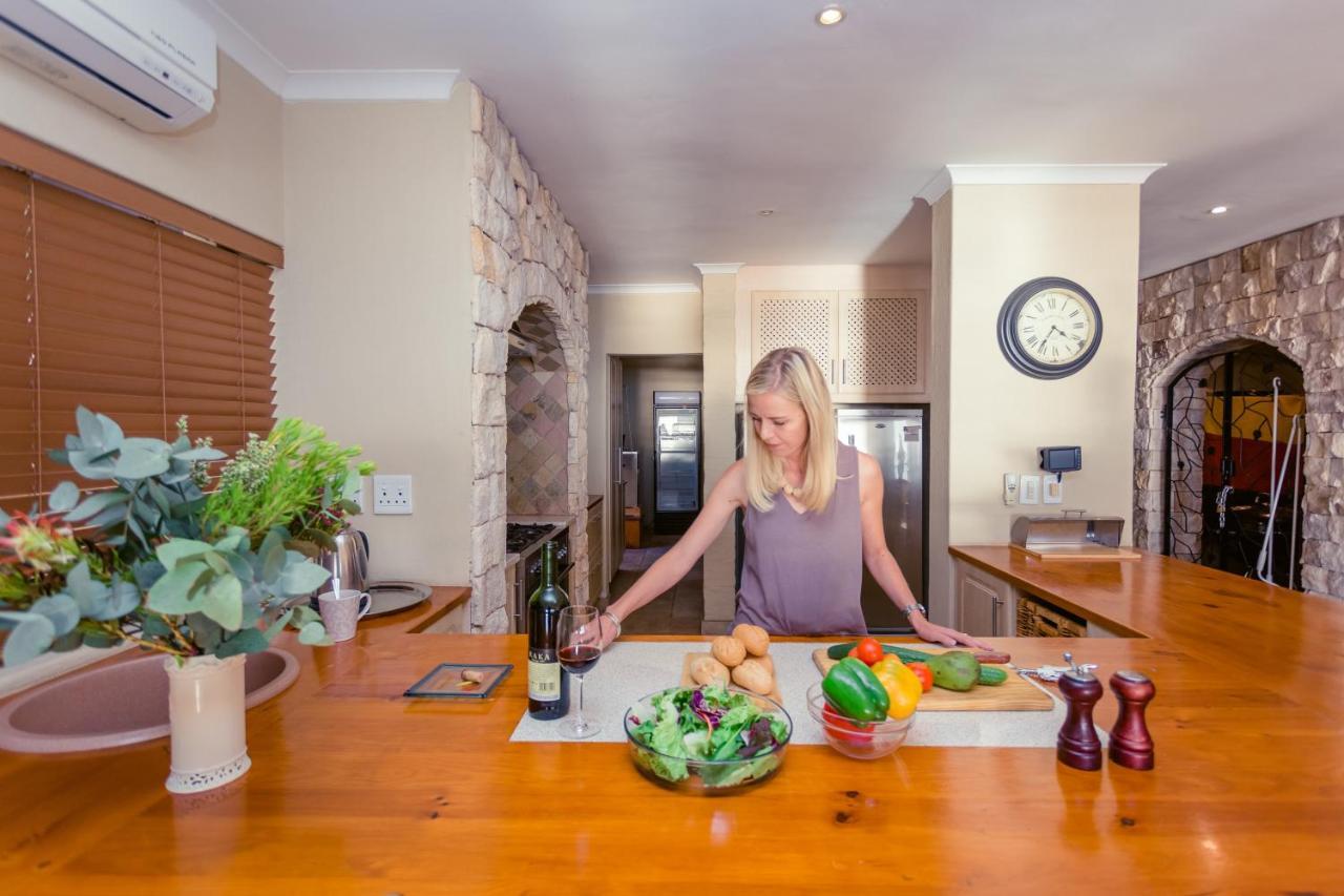 Appartement Whale Waters Self Catering Gansbaai à De Kelders Extérieur photo